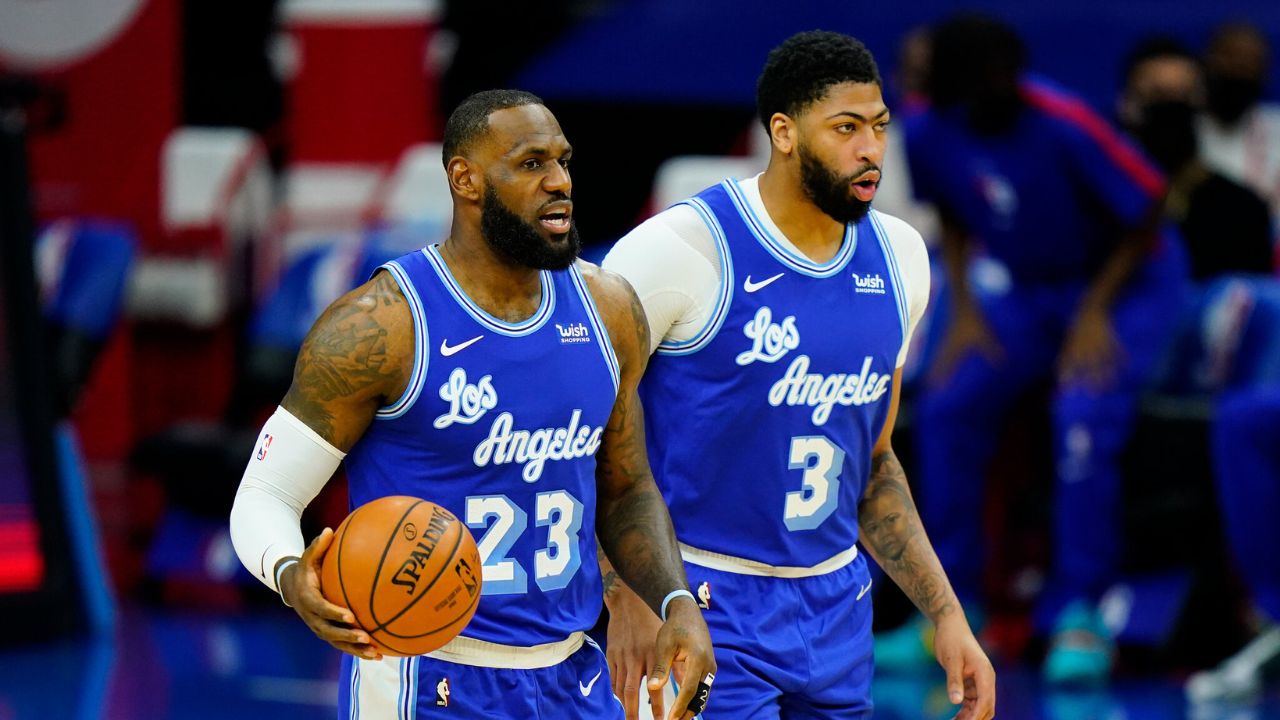 LeBron James and Anthony Davis have "5 more reasons" to win in their 75th anniversary jerseys