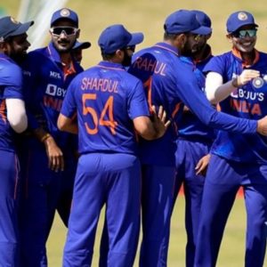 "How does the Indian team decide": Aakash Chopra questions India's wicket-keeper choice between Sanju Samson and Ishan Kishan