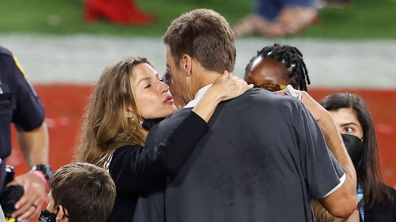 "Tom Brady-Gisele Bundchen Divorce Confirmed?": Amidst Rift Rumors, Power Couple Hires Divorce Attorneys