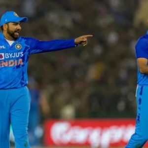 Why is Bhuvneshwar Kumar not playing today's 2nd T20I between India and Australia in Nagpur?