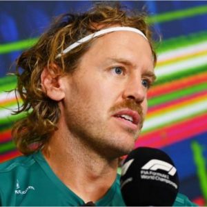 Aston Martin of Sebastian Vettel is 1 km/h slower than a Formula 2 car driven by Clement Novalak