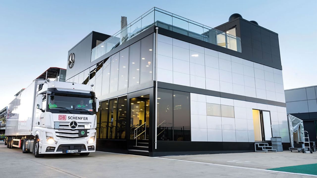 "They saved 44,000 kilos of CO2 being released in the atmosphere": How Lewis Hamilton's team reduced 89% of carbon footprint during last triple header