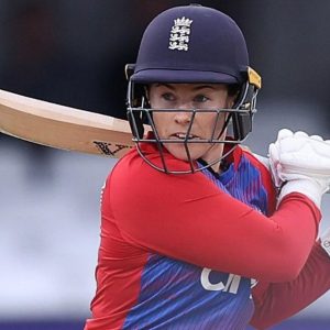 English batter Tammy Beaumont will be representing Sydney Thunder in the upcoming Women's Big Bash League season.