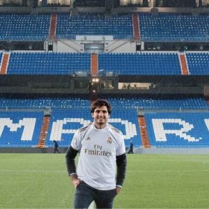 "He was so piss*d!": Carlos Sainz raged over missing Real Madrid's game for F1 photoshoot