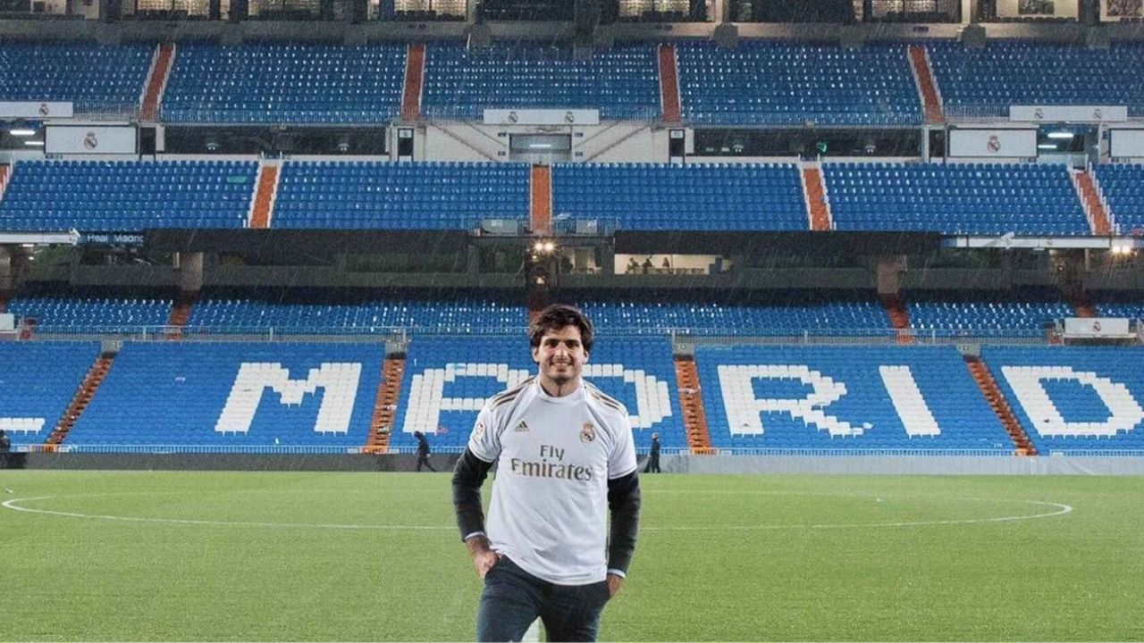 "He was so piss*d!": Carlos Sainz raged over missing Real Madrid's game for F1 photoshoot