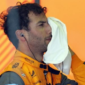 11 GP winner Jacques Villeneuve believes that almost half of Daniel Ricciardo's Formula One career has been terrible after Red Bull exit