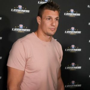 Rob Gronkowski's retirement call is still not preventing agent Drew Rosenhaus from staying optimistic about the TE's return