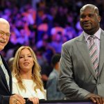 $400 million Shaquille O'Neal turned Phil Jackson's backyard into a trampoline show
