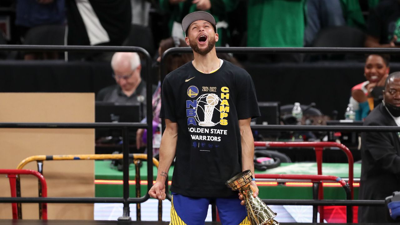 Stephen Curry, whose $185,000 worth vehicle almost took his life, is sure to lose his eyesight due to a genetic defect