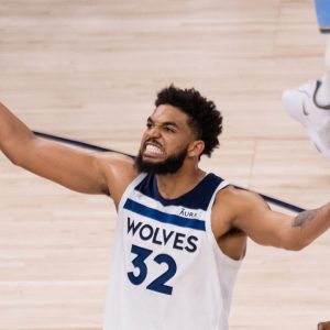 Karl-Anthony Towns gets roasted by NBA Twitter for self-proclaiming to be “best offensive player”