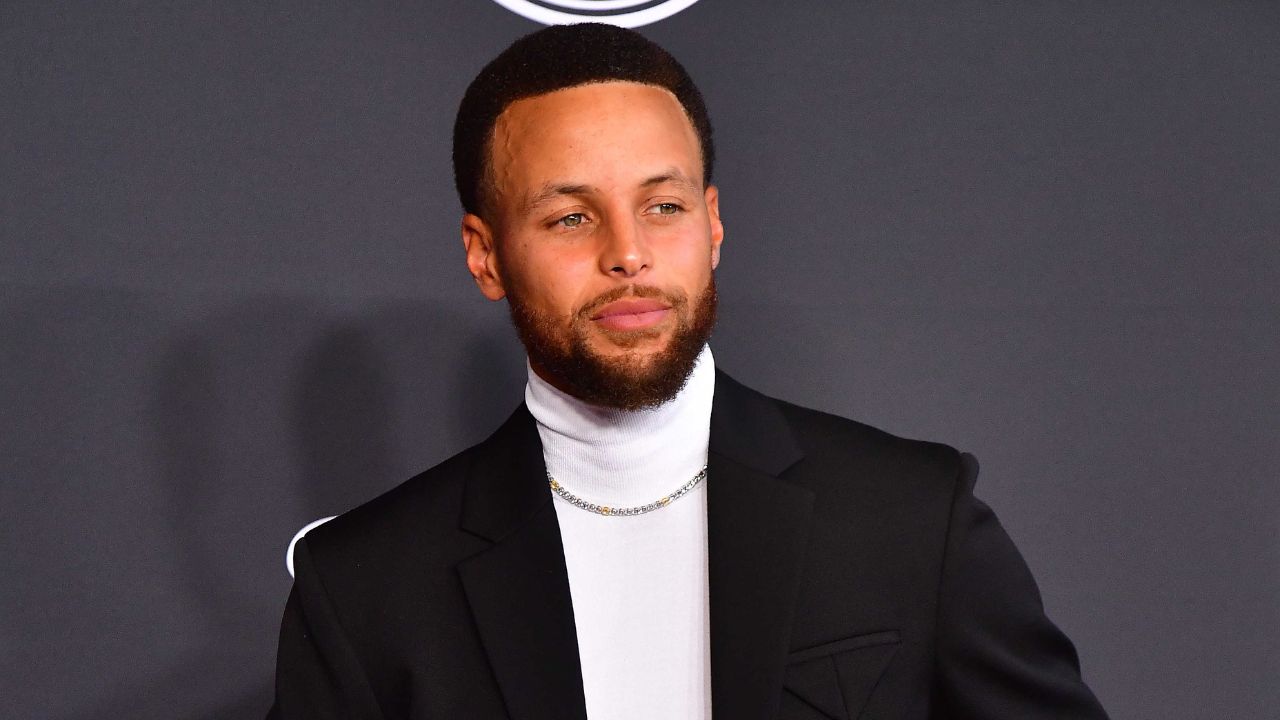 What Is Stephen Curry’s Contract With the Golden State Warriors?