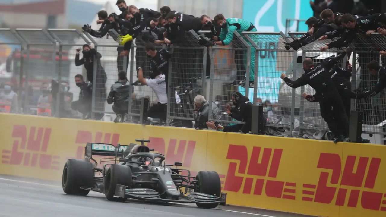 "Maybe a cheap job"- Lewis Hamilton explains what went wrong for F1 in Istanbul 2020 race