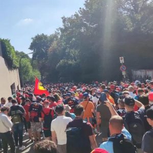 F1 fans have to use $1.52 dollar's worth special coin to purchase food and water at the Italian Grand Prix