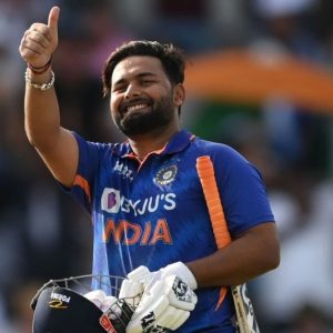 India and Australia are up against each other in the 1st match of the 3-match T20I series at the PCA Stadium in Mohali. Australia won the toss and opted to bowl first, where Finch said that the dew factor can play a part in this match. "We're going to have a bowl first. It is about building up to the World Cup, and about getting some information about our boys," Finch said at the toss. Rohit Sharma informed at the toss that the team is going through some injuries, and players like Jasprit Bumrah, Rishabh Pant and Deepak Chahar are not playing the match. Rohit Sharma updated at the toss that Rishabh Pant is not a part of the playing eleven. India opted with Dinesh Karthik as the finisher of the side. The toss-up between both keepers are there in the Asia Cup as well, and India kept switching them in the tournament. Pant failed to impress in the Asia Cup, and the way Karthik has finished matches in the recent past gives him a nod over the young Pant. The addition of Axar Patel has given India a left-handed option as well with the bat. It is interesting that India went with Umesh Yadav over Deepak Chahar in the playing eleven. Chahar did not play in the IPL due to an injury, and he made his comeback in the ODI series against Zimbabwe. Chahar was one of the standbys in India's Asia Cup squad, and he was later added in the main squad as Avesh Khan's replacement. Umesh Yadav got rewarded for his brilliant bowling in the IPL 2022 for Kolkata Knight Riders. He scalped 16 wickets for KKR at an economy of 7.06. There is no particular reason for the omission of Chahar, but having both him and Bhuvneshwar are similar kinds of bowlers and having Umesh will give the team a different tool.