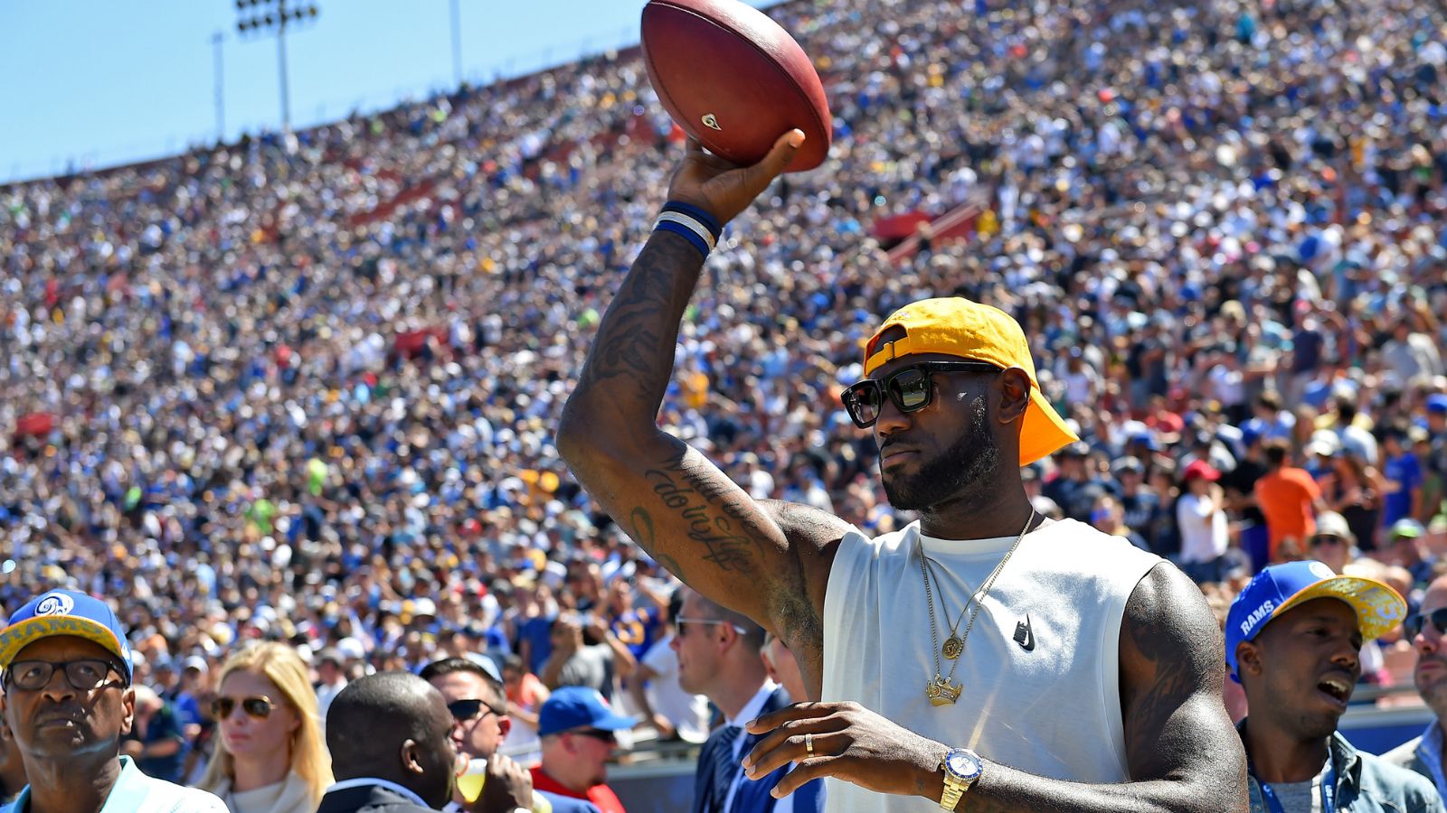 “Do I have college eligibility if I went to play another sport besides basketball?”: LeBron James is evaluating life after NBA