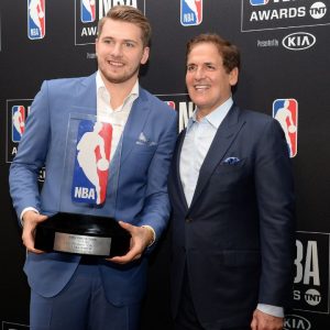 Mark Cuban, the Dallas Mavericks owner, Shark Tank host, and billionaire showed us that he too has a smooth jump shot, just like Luka Doncic!