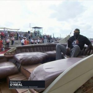 Shaquille O'Neal recreates his iconic 2021 entry ahead of US Grand Prix 2022 podium celebration