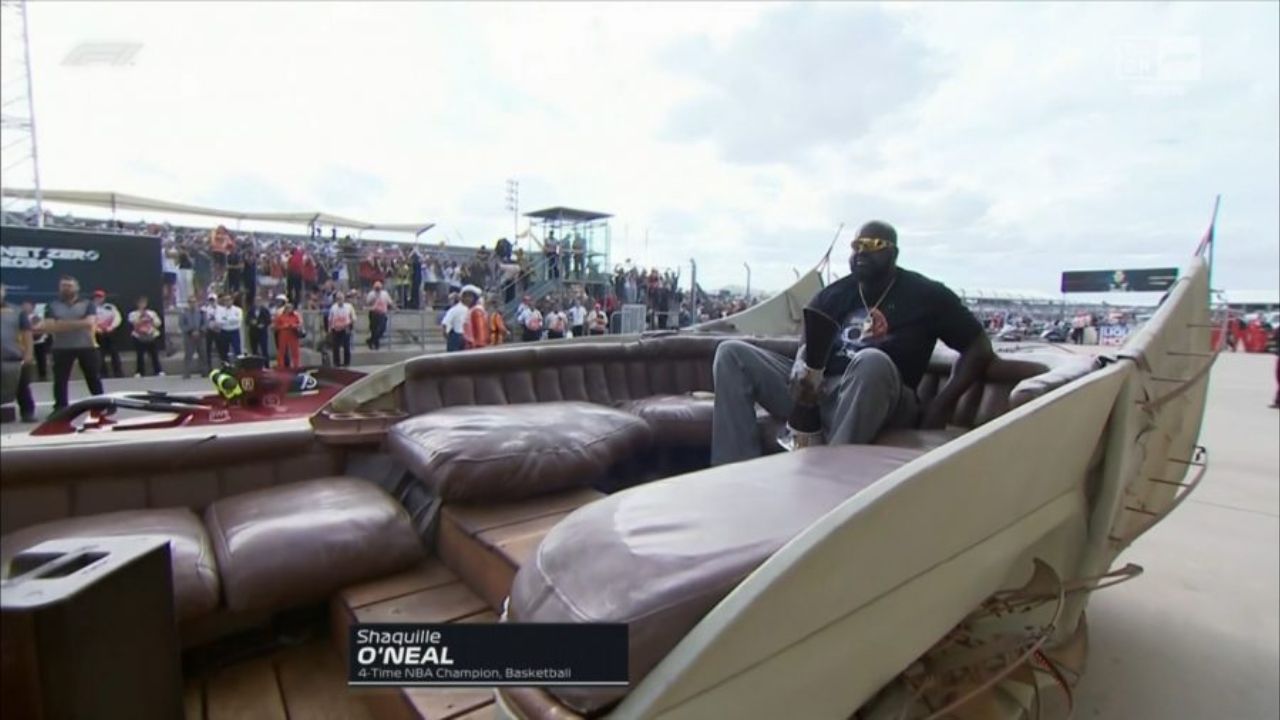 Shaquille O'Neal recreates his iconic 2021 entry ahead of US Grand Prix 2022 podium celebration