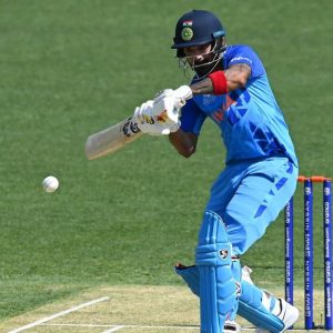 KL Rahul memes: Twitter was flooded with KL Rahul's memes after the Indian opener yet again got dismissed for a lower total.