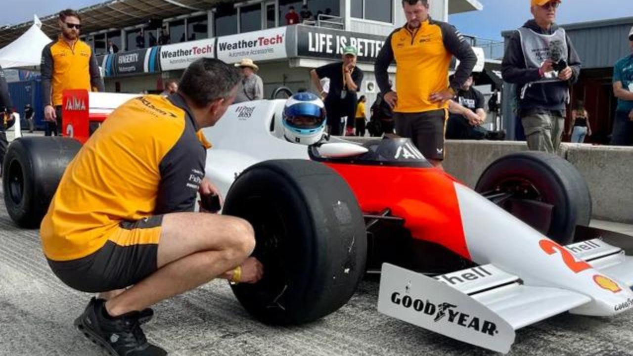2-time world champion Mika Hakkinen took Alain Prost's championship winning McLaren MP4/2B out for a spin