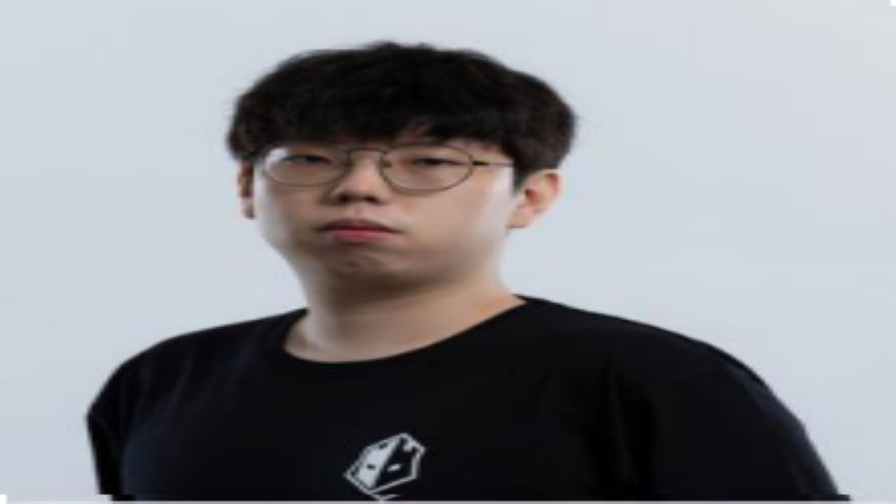 T1 Valorant Reacquires Sayaplayer from The Guard