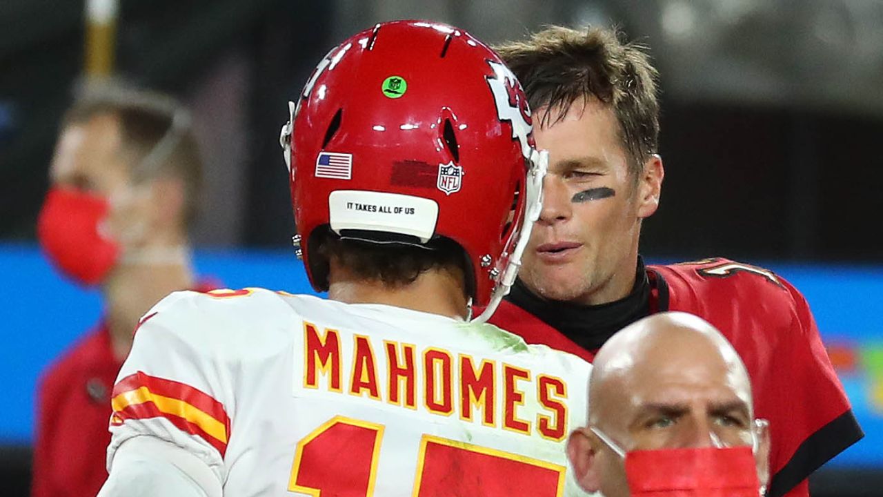 Tom Brady vs Patrick Mahomes: QB Comparison, Stats, Prediction for Chiefs vs Buccaneers