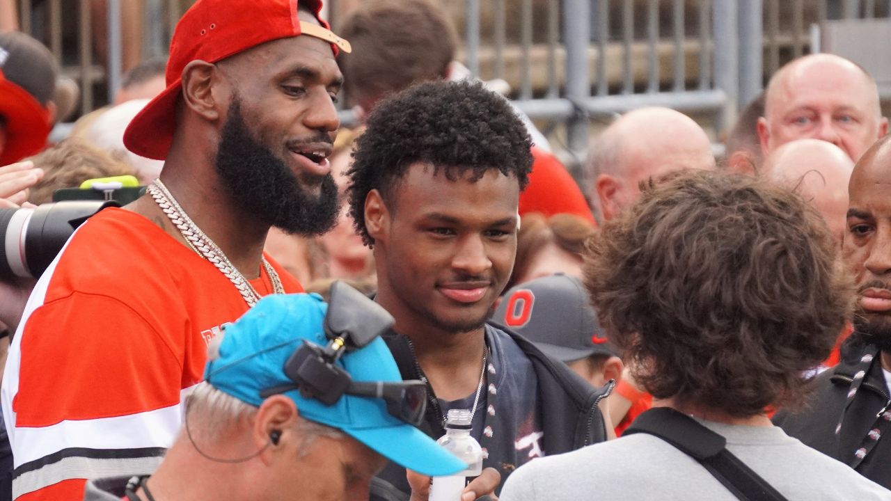 “Bronny James Doesn’t Deserve His Nike NIL Endorsement Deal”: $6.3 million Valuated James Has NBA Twitter In A Bind Following Recent Nike Dealings