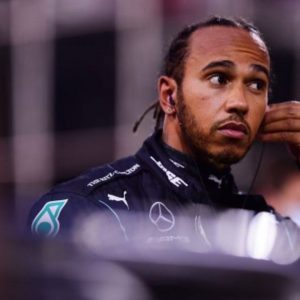 Lewis Hamilton comes terrifyingly close to Carlos Sainz's Ferrari after lap 1 carnage