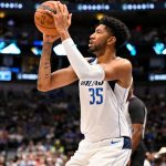 Christian Wood Mimics Michael Jordan's "Shrug" While Dropping 16 Consecutive Points!  