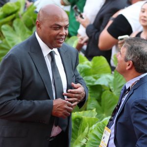 "I'll bet you a nice steak dinner!": Charles Barkley is Betting on Zion Williamson and the Pelicans