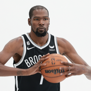 $200 Million Kevin Durant Has a Guaranteed $50 Million Kicking In Courtesy of Nike Once He Retires!