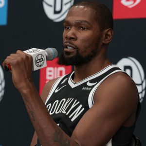 Kevin Durant, Who Constantly Argues With NBA Twitter, Calls Podcasters ‘Mediocre’ After Getting Ripped For ‘Being Garbage’