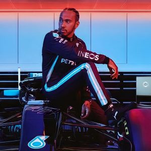 How Lewis Hamilton contributed in $61 Billion rise in global revenue of Mercedes' principal partner