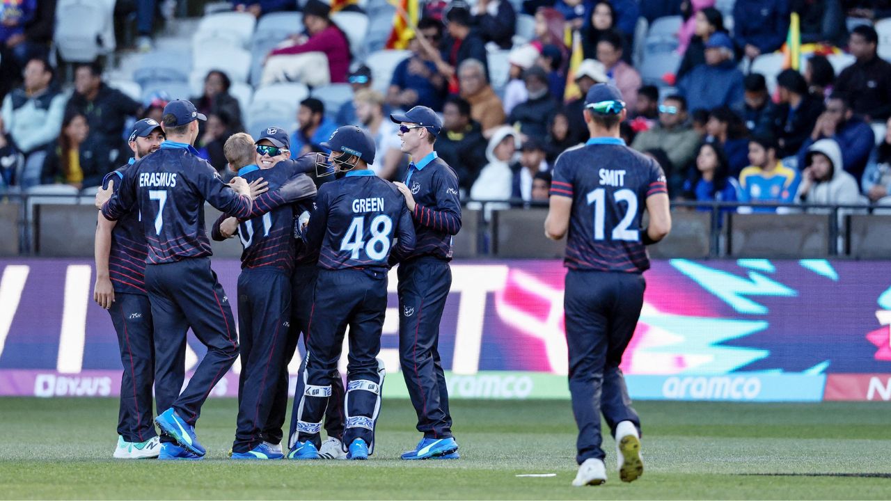 Geelong Simonds Stadium pitch report: The SportsRush brings you the pitch reports of the pitch report of Geelong stadium.