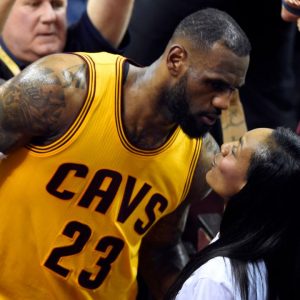 “I’d Punch My Mom for Wearing a Clippers Jersey”: LeBron James' Words on Gloria James Come Out All Wrong Amidst Draymond Green Fiasco