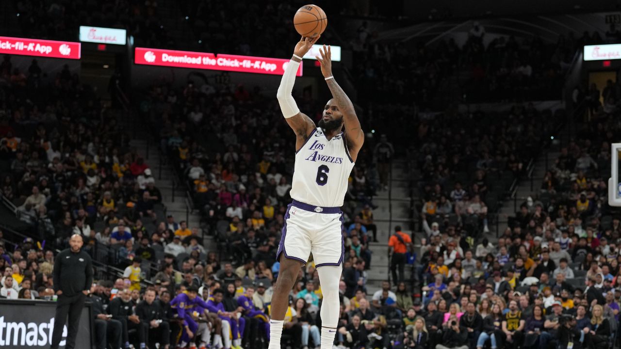 “LeBron James Kept Hitting 3s! What Were You Doing, Spurs?!” Skip Bayless Blames Spurs' Defense for the King's 39 Points, Pays Shocking Compliment