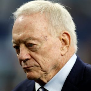 Jerry Jones Attempts to Dodge a Bullet With His Response on the Jamie Foxx Video