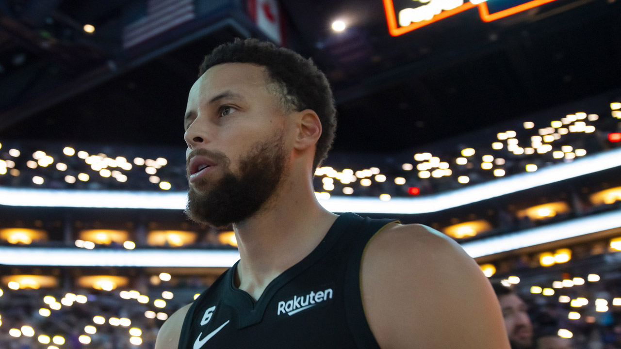 "Sideshow Steph": Stephen Curry Carries the Warriors but fails as Skip Bayless, Nick Wright and others react in shock