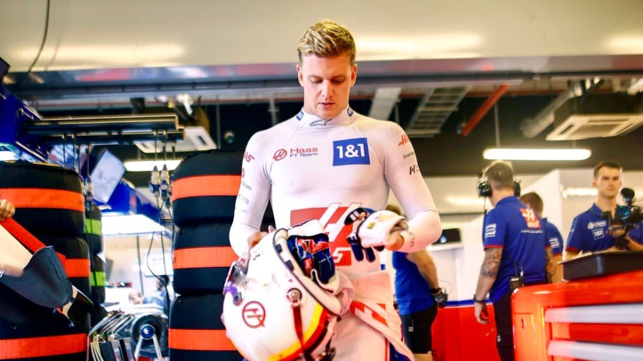 Haas F1 boss thinks Schumacher name is blessing and curse for Mick