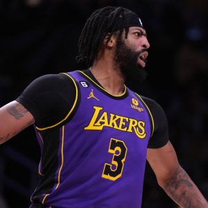 Is Anthony Davis Playing Tonight vs Jazz? Lakers Release Availability Update on 6′ Ft 10″ Star PF