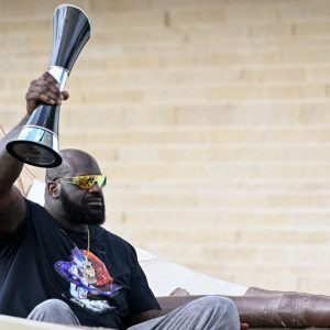 “I Know I Am Ugly”: ‘6 Pack Machine’ Shaquille O’Neal Uses the ‘Glen Davis’ Trend To Show Off His Goofy In the Gym