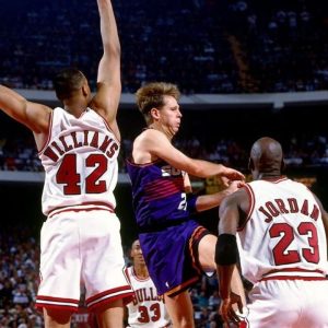 Michael Jordan, Who Has Earned Over $1 Billion From His Brand, Once Mocked Fellow Bulls Teammate’s Outfit