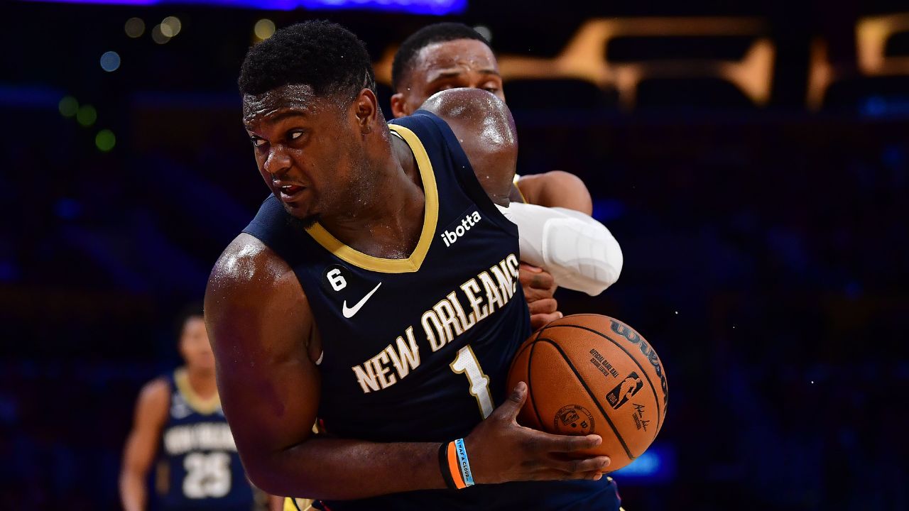 284 lbs Zion Williamson Calls Out Fans for 'Fat Shaming' him, Asking Them to Imagine Their Kids in his Situation