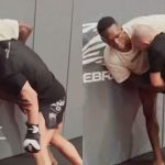 Israel Adesanya Alexander Volkanovski