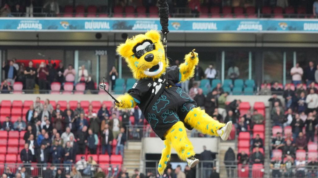 Jacksonville Jaguars mascot Jaxson de Ville
