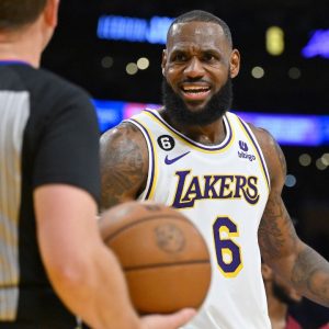 ‘Stat-Padder’ LeBron James Posts Lakers Worst Plus-Minus Across Abysmal 2-9 Start To Season