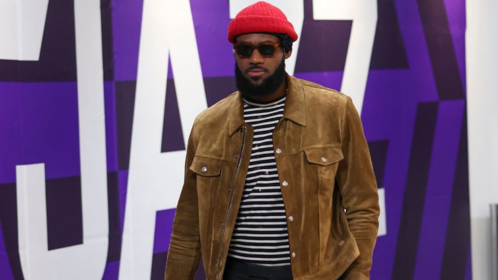 "LeBron James and the Lakers Had No F*cking Clue!: NBA GM Harshly Gloats About Predicting Purple and Gold's Downfall