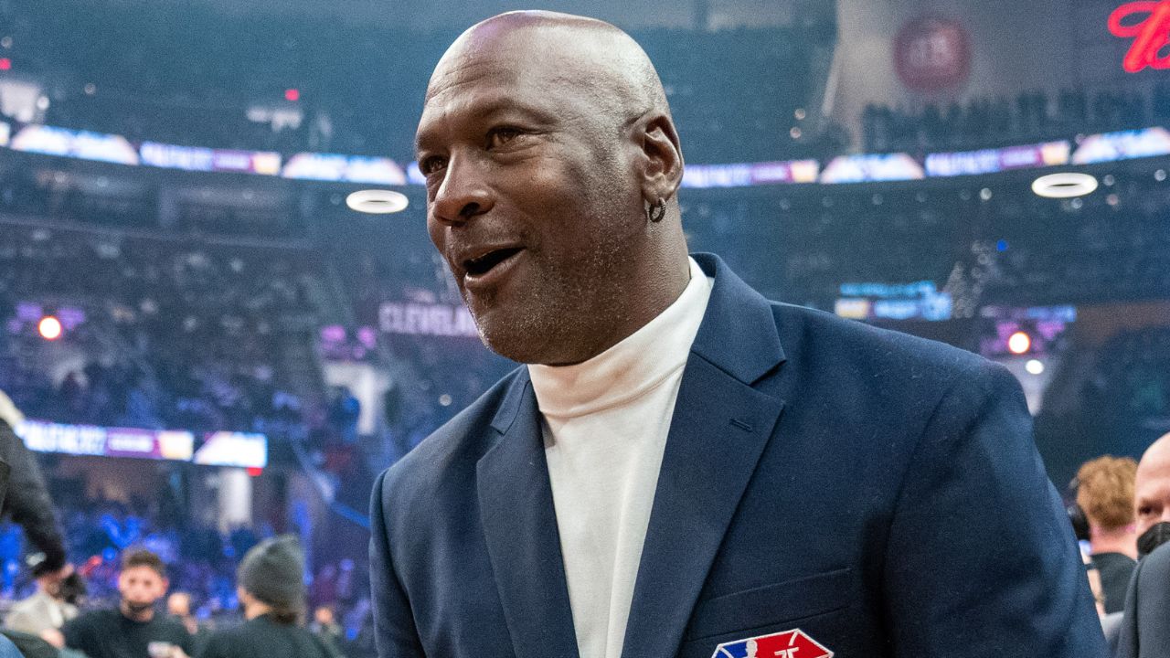 Michael Jordan’s $108,000 Once Showed Up In A Murdered Man’s Briefcase