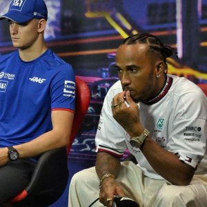 Lewis Hamilton does not bank on "close relationship" with Mick Schumacher