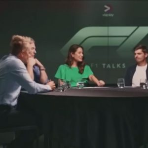 "What went wrong with your careers?"- Reporter roasts Lewis Hamilton's former teammate during interview involving Max Verstappen
